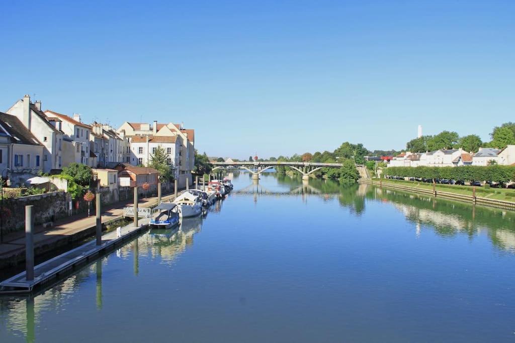 The Nature Next To And Paris Apartment Thorigny-sur-Marne